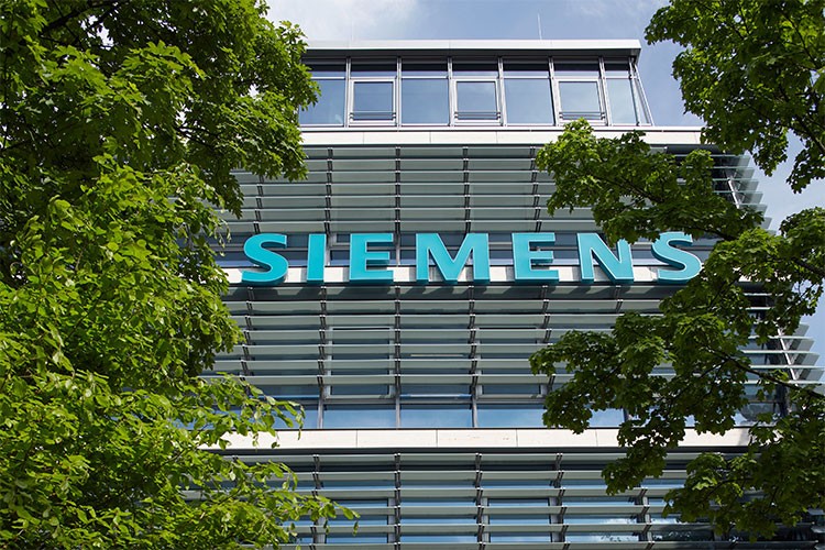 Siemens AG, 9 milyar avro net kar elde etti