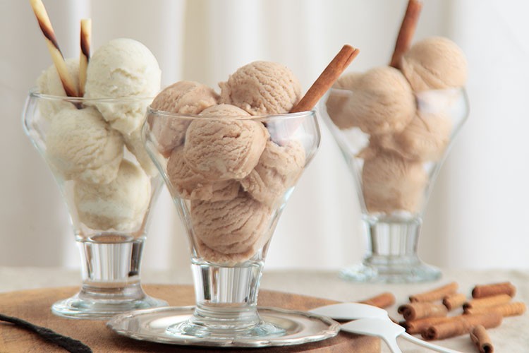 Yazın serinletici tatlılarına LAV dokunuşu