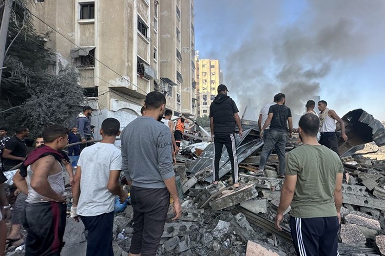 Jeopolitik riskler baskı yaratmaya devam ediyor