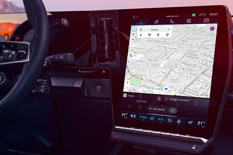 Google Gemini, Renault modellerinde Türkçe konuşmaya başlıyor