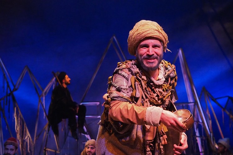 Sivas Devlet Tiyatrosu "Karacaoğlan" ile İstanbul'da