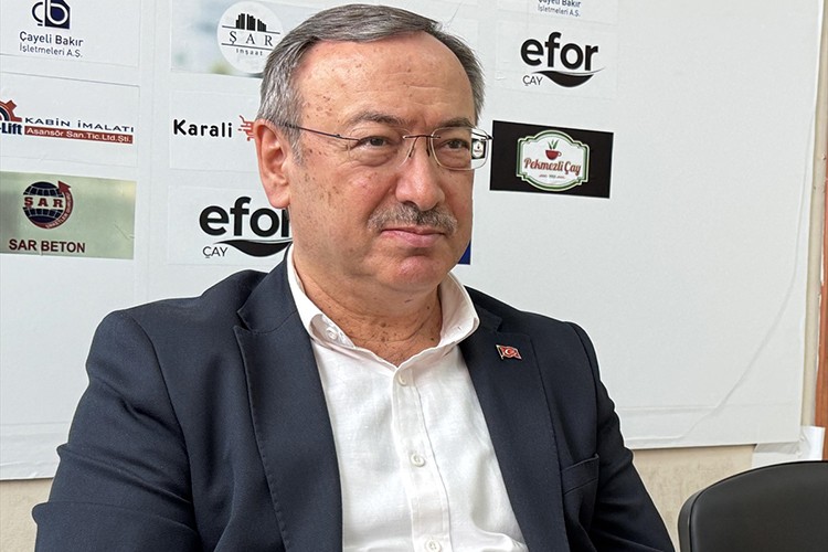 ÇAYKUR'un birinci sürgün yaş çay alımı sürüyor