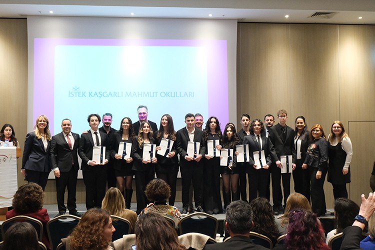 250'den fazla genç, uluslararası gençlik ödülü ile geleceğe imzasını attı