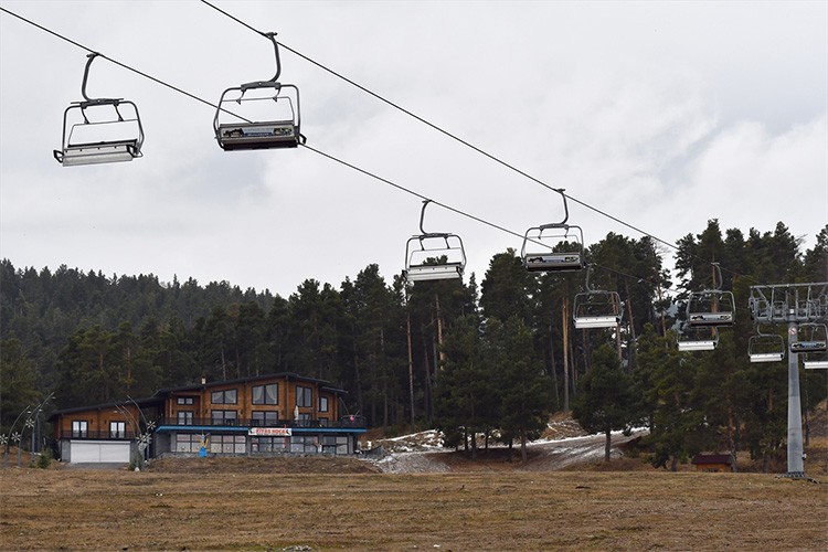 Sarıkamış Kayak Merkezi'nde sezon sona erdi