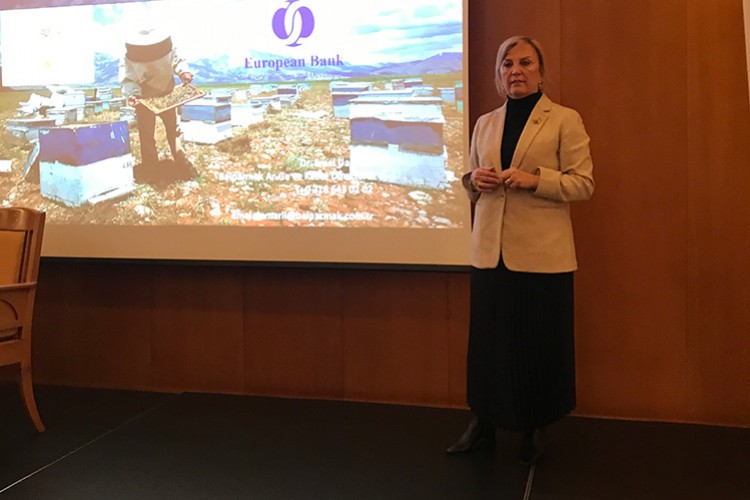 Gençlere arıcılık eğitimi