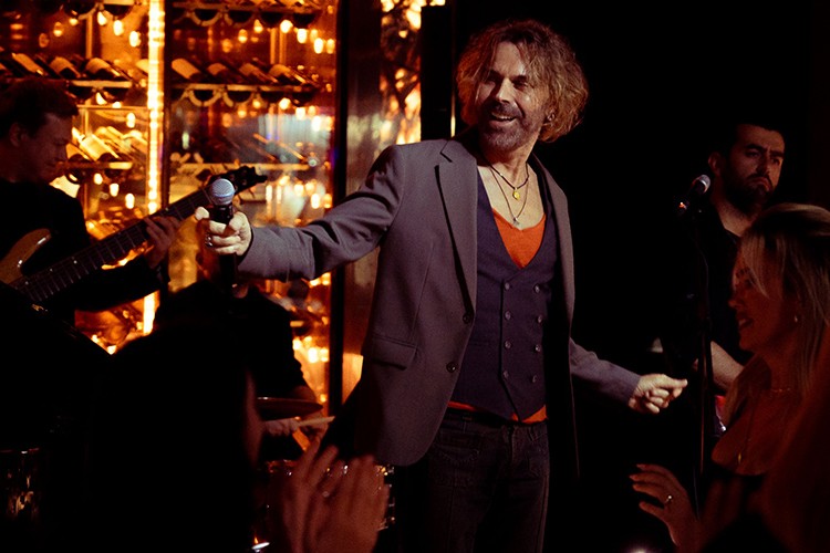 Soner Arıca İstanbullulara eğlenceli bir gece yaşattı