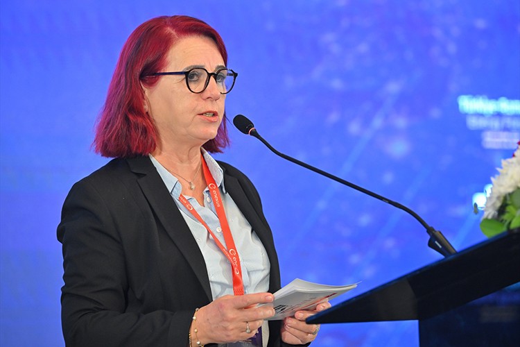 Türkiye-Romanya Enerji Forumu'nda enerjide yatırım fırsatları görüşüldü