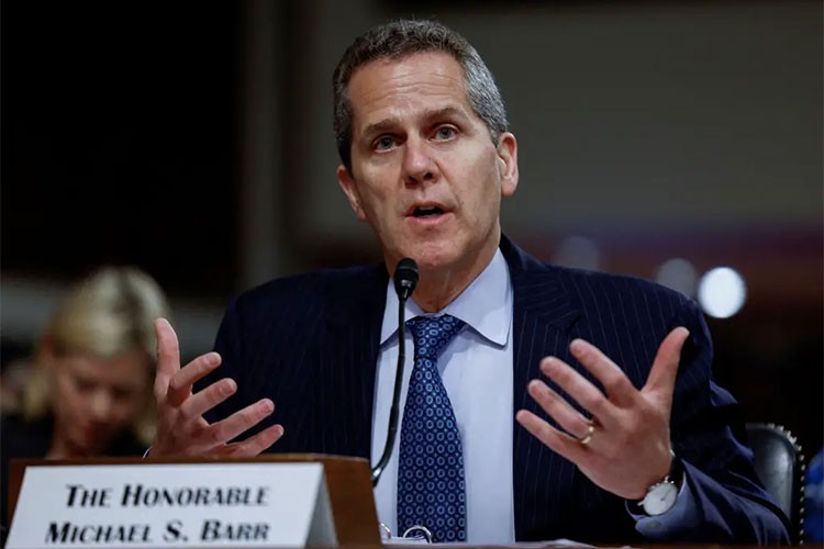 FED'i Trump adına Michelle Bowman denetleyecek