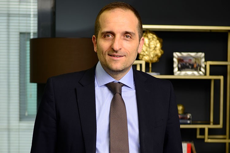 Doğan Holding gelirlerini %4 artırdı