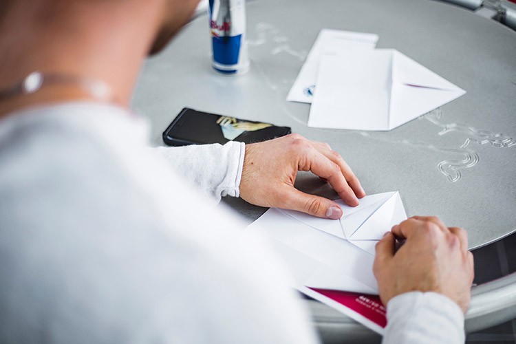 'Kâğıt uçak pilotları' hünerlerini sergileyecek