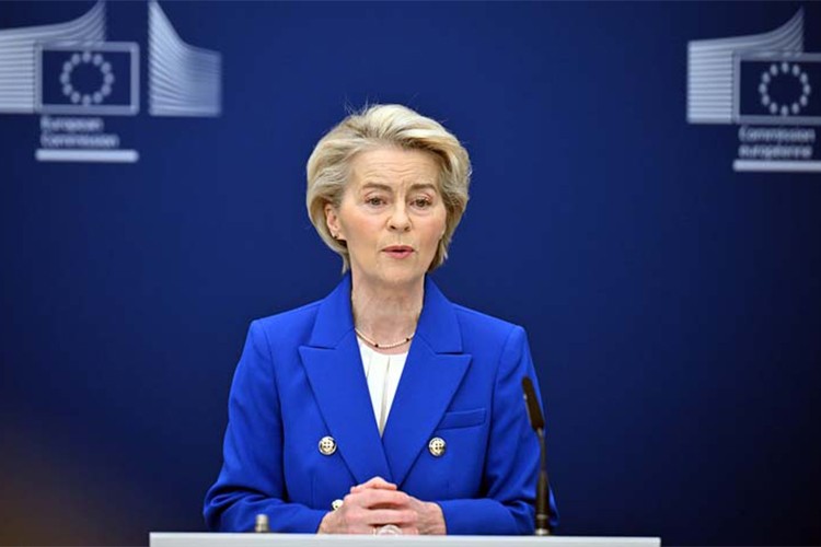 Trump'ın otomobil tarifelerine ilk tepki AB'den geldi