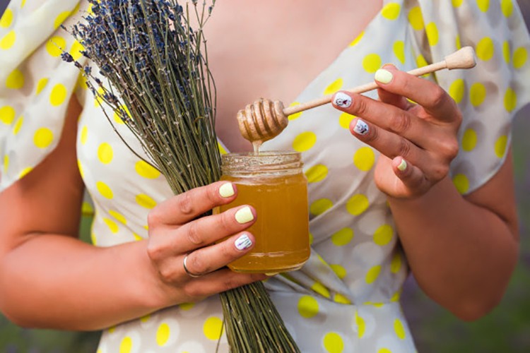 Arıların savunma sistemi insanları da koruyor