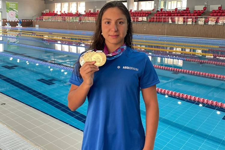 Merve Tuncel ve Emre Sakcı'dan 5 altın, 2 gümüş madalya