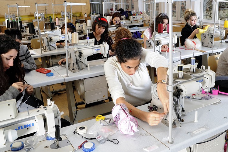 Kadınlarda işsizlik oranı son 166 ayın en düşük seviyesinde