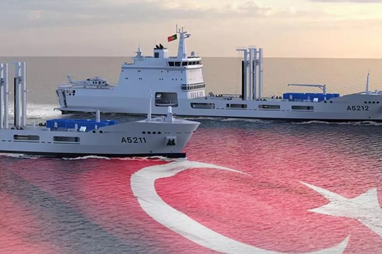 Türkiye'den NATO'ya ilk askerî gemi ihracatı