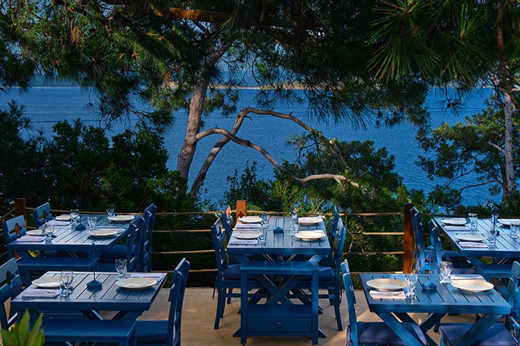 Her pazar alışılmışın ötesinde bir lezzet buluşması