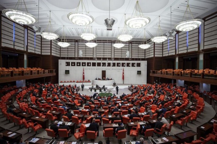 Yeni yılda gözler Meclis'te olacak
