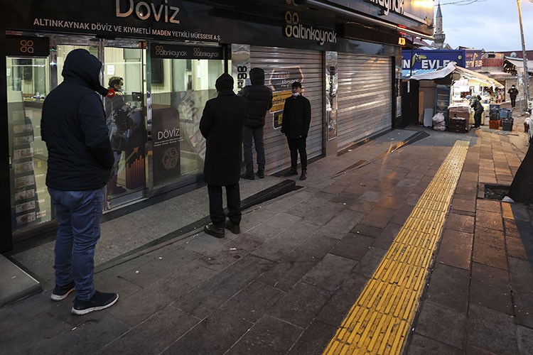 Dolar/TL 34,76 seviyesinden işlem görüyor