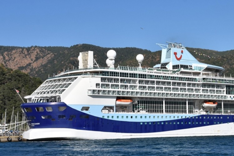 Marella Discovery 1800 yolcusuyla Marmaris'e geldi
