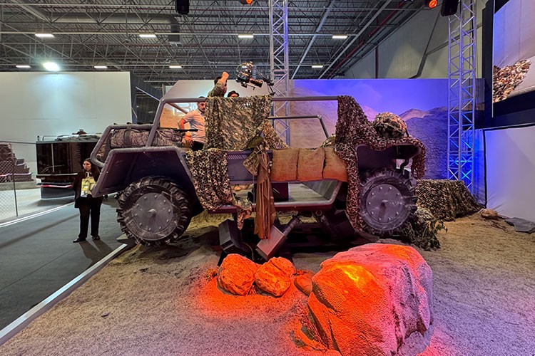 Gerçek zamanlı askeri eğitim teknolojilerini tanıttı