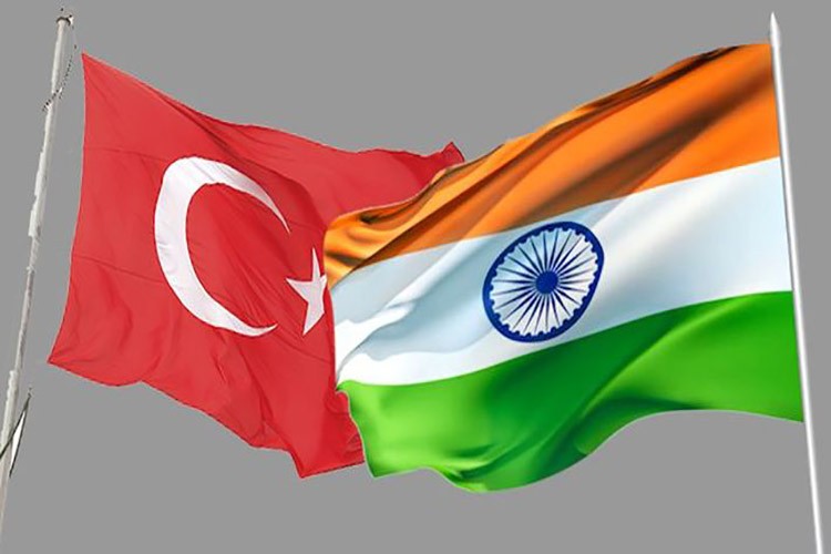 Türkiye-Hindistan İş Zirvesi İstanbul'da düzenlendi