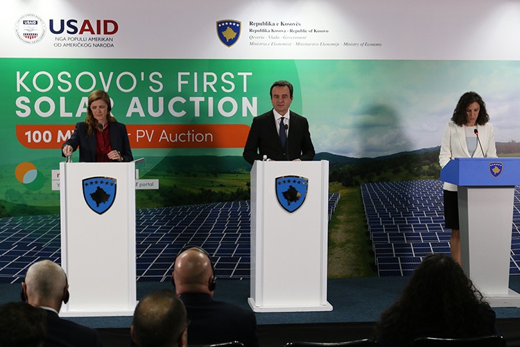 Kosova'da güneş enerjisi santrali için ihale düzenlenecek