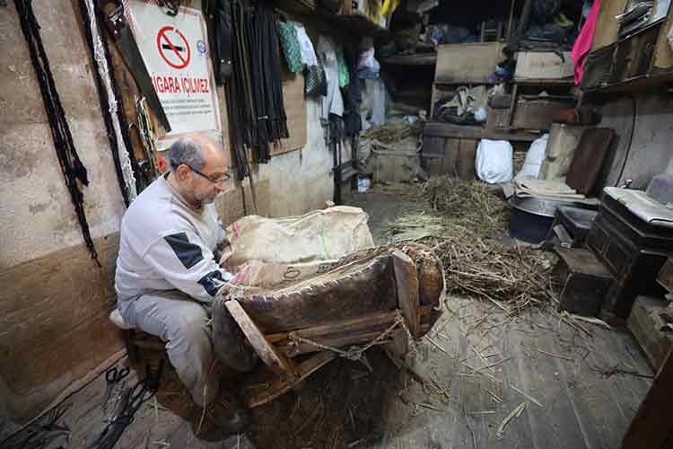 Mesleklerini sürdürmek için çırak bulamıyor