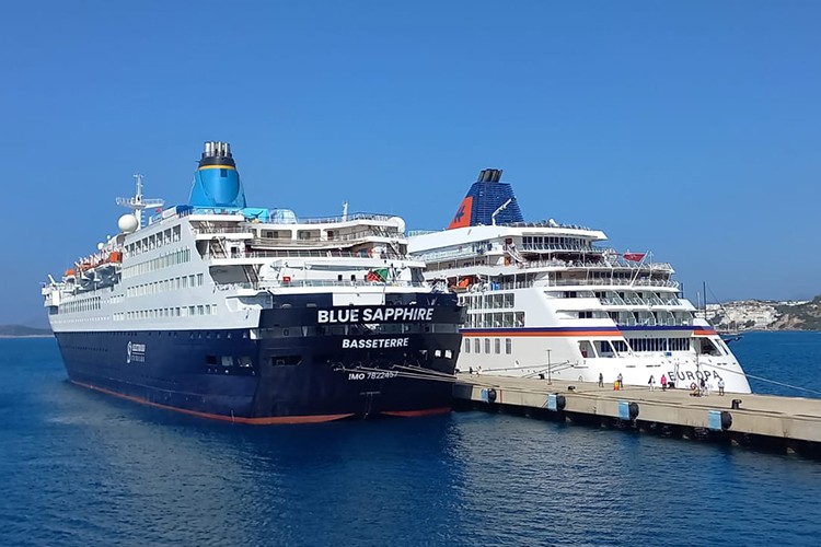 Kruvaziyer "Europa" ile Bodrum'a 343 turist geldi