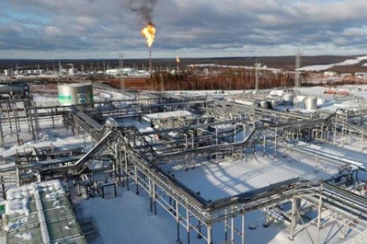 Hindistan'ın Rusya'dan petrol ithalatı en düşük seviyede