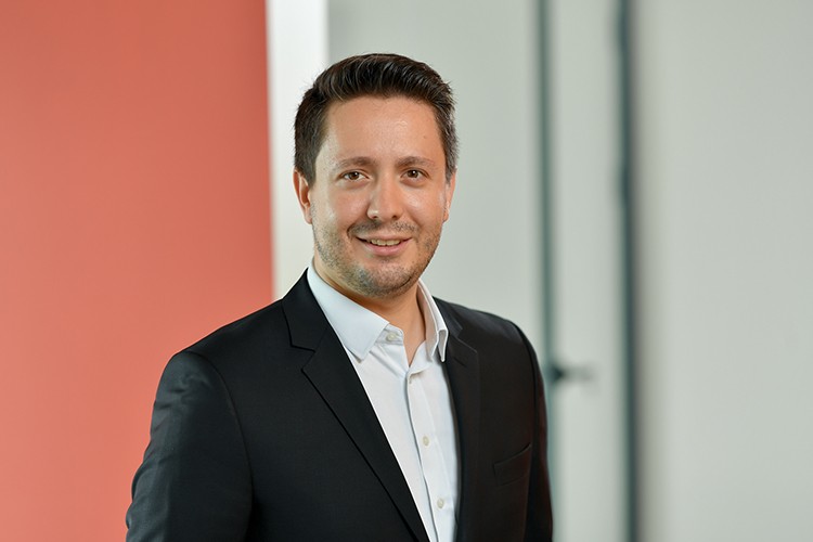 Gençlerin lyüzde 93'ü düşüm ücretlere sessiz kalıyor