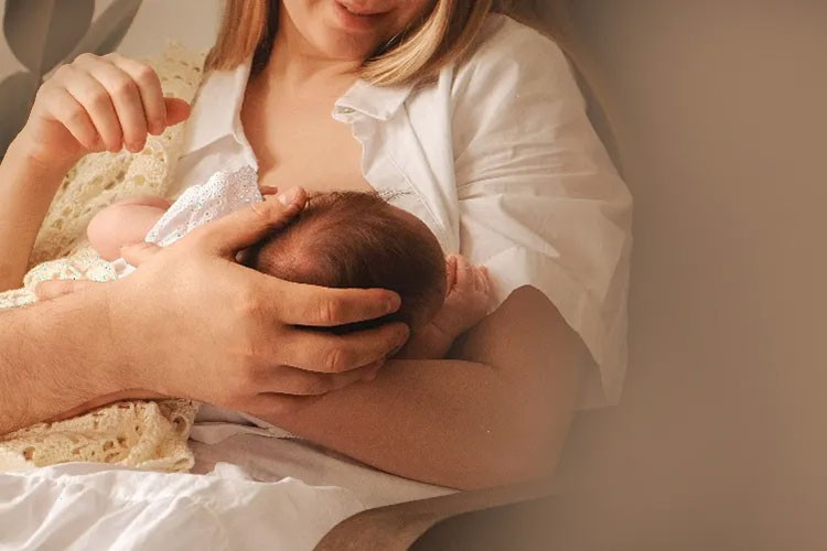 Doğru bilinen yanlışlar emzirmeyi zorlaştırıyor