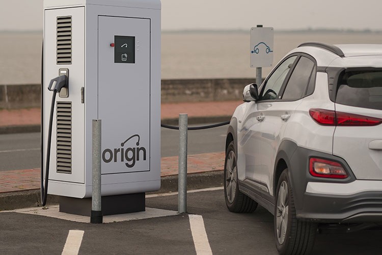 ORIGIN, ultra hızlı elektrikli araç şarj cihazlarının üretimine başlıyor