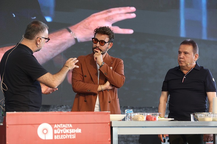 Ünlü şefler gastronomi festivalinde buluştu