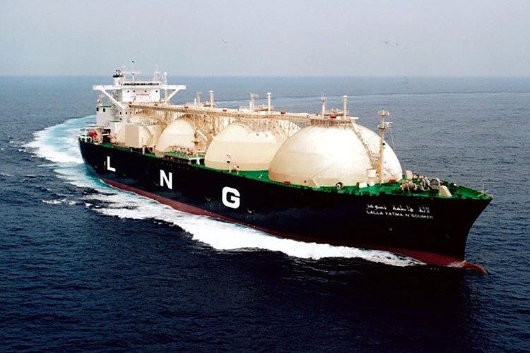 Küresel LNG ithalatı temmuzda yüzde 1,8 arttı