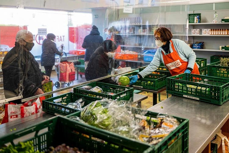 Almanya'da gıda yardımı alanların sayısı artıyor