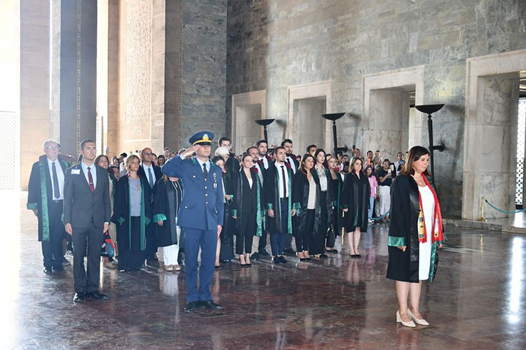 "Giderek kaybolan yargıya güveni sağlamak gerek"