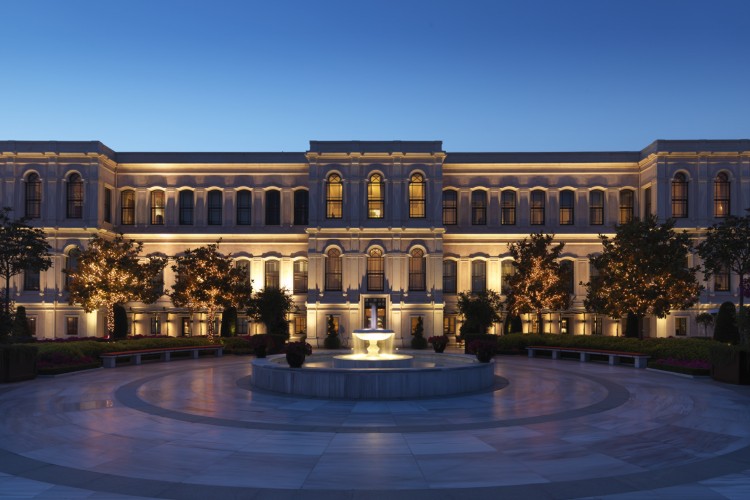 FOUR SEASONS HOTEL BOSPHORUS, '50 BEST DISCOVERY' PLATFORMUNDA YER ALDI