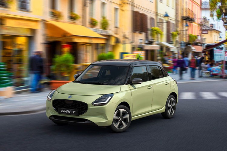 Japonya'da yılın otomobili yeni Suzuki Swift oldu
