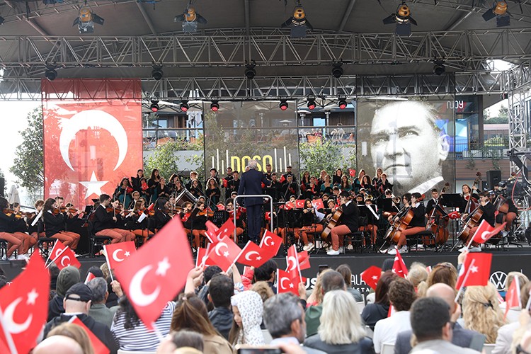 Galataport İstanbul Cumhuriyetin 100. yılını coşkulu bir programla kutluyor