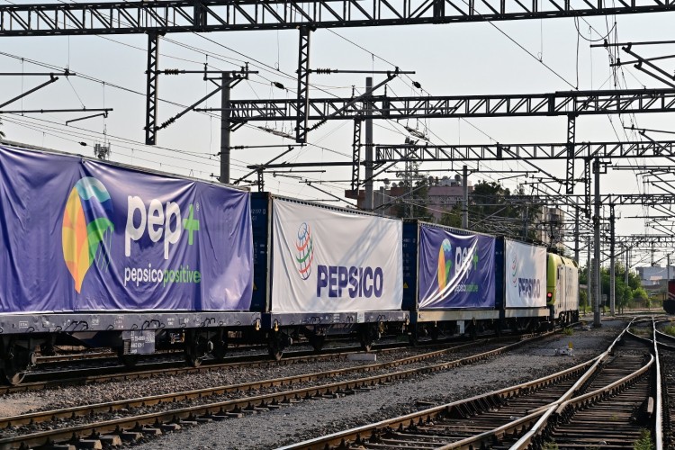 PepsiCo elektrikli tren ile karbon salımını yüzde 83 düşürdü