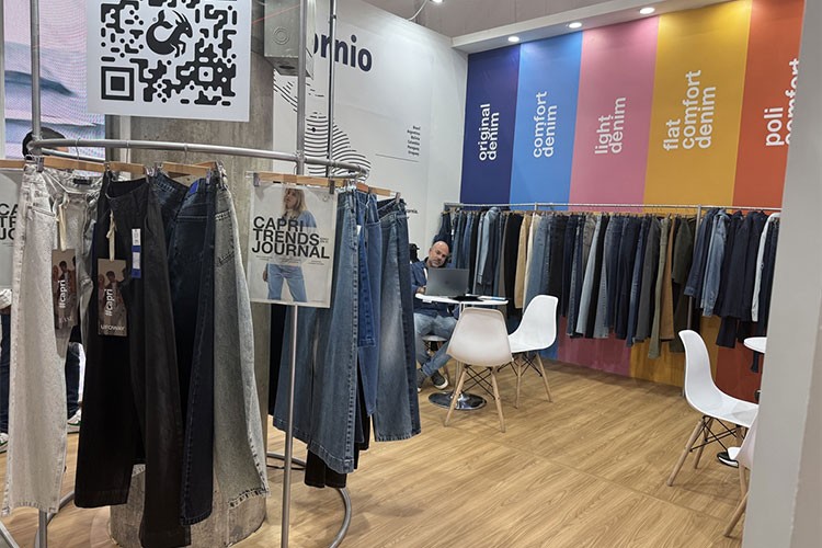 Kolombiya'daki *Uluslararası Tekstil Fuarı" sona erdi