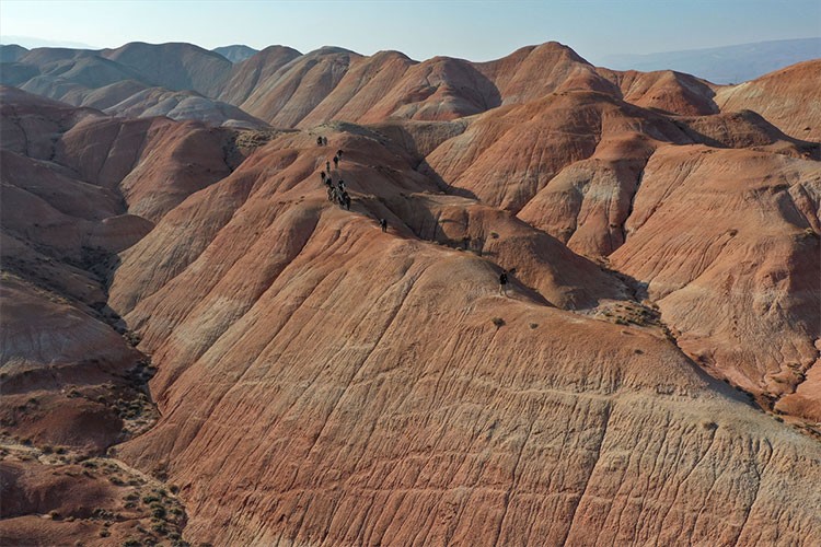 Iğdır'da Gökkuşağı Tepeleri turizme kazandırılıyor