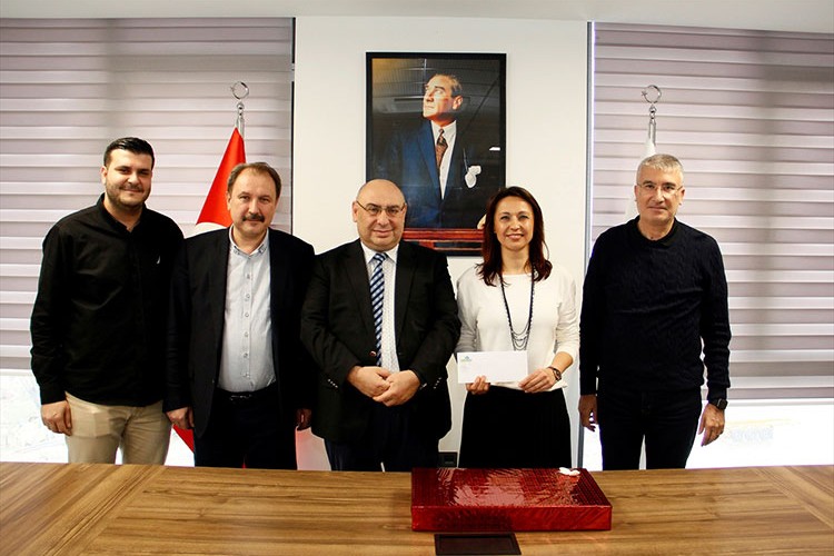 İzmir Doğalgaz'dan 1 milyonuncu aboneye hediye