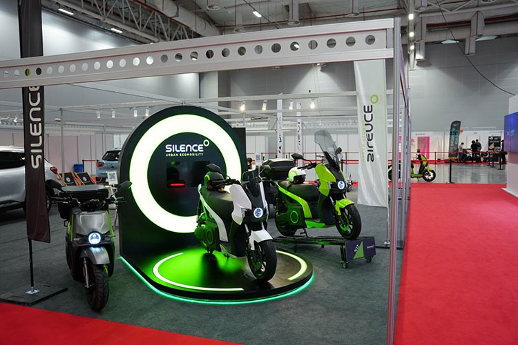 İlk elektromobilite fuarı kapılarını açtı