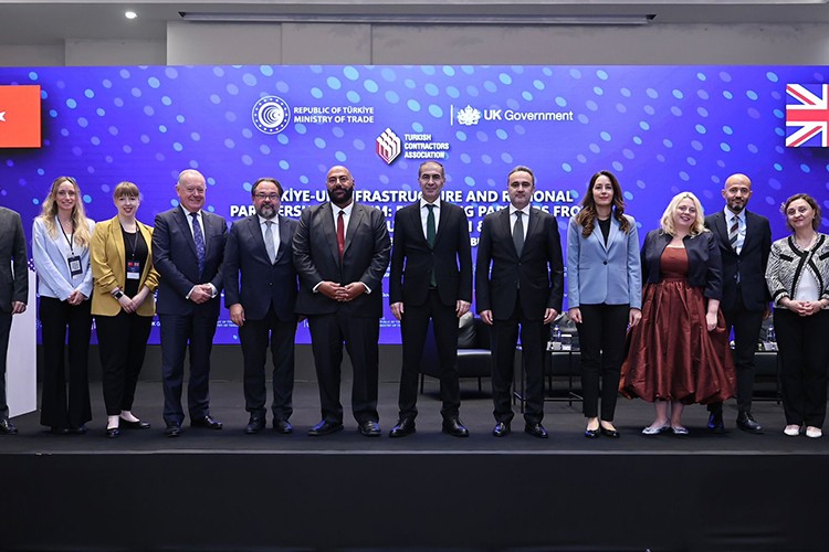 Türk ve İngiliz firmaları üçüncü ülkelerde işbirliği yapacak