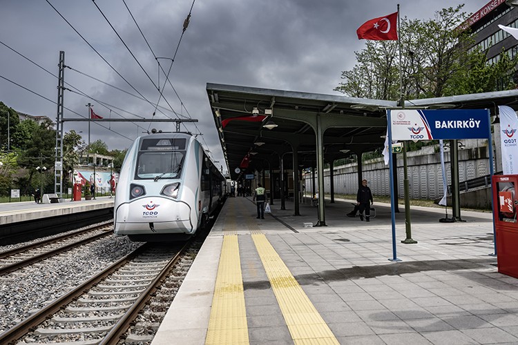 Milli Elektrikli Tren vatandaşlarla buluşacak