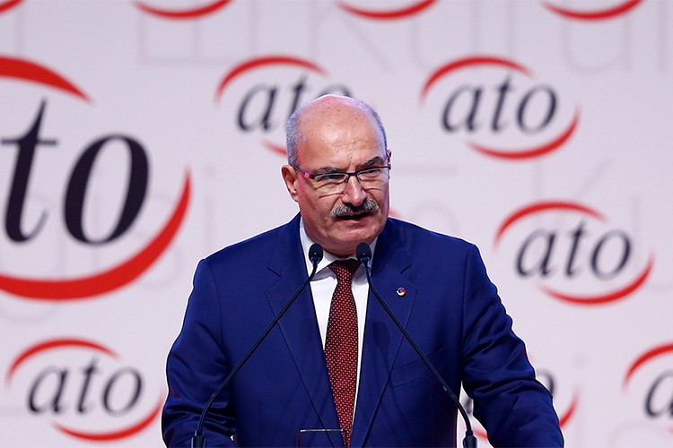 Ticari kredi kartlarındaki kısıtlamaların kaldırılması çağrısı