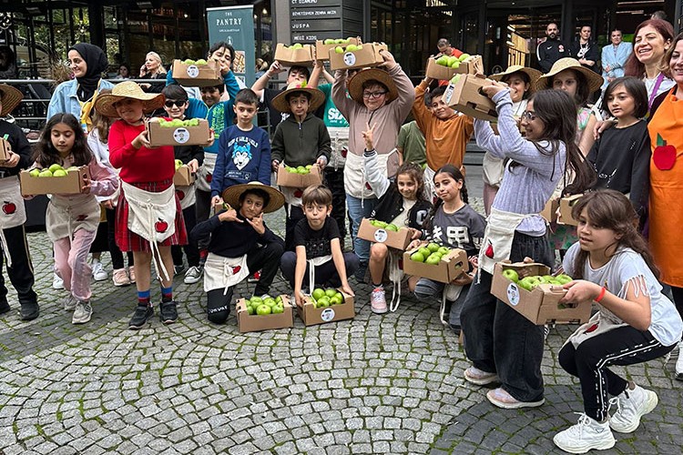 Acarlar'dan eğitime tam destek