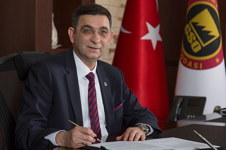 "Geleceğin mimarı kendi gençlerimiz"