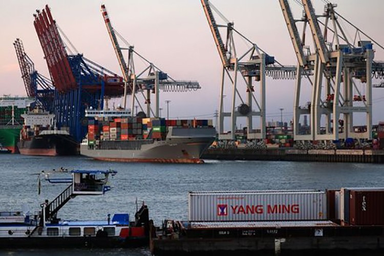 Konteyner patronundan lojistik uyarısı